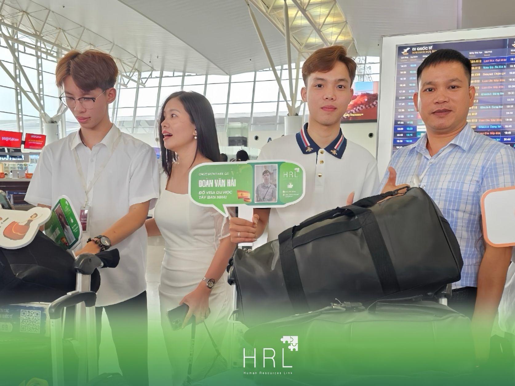Du học sinh nhà HRL