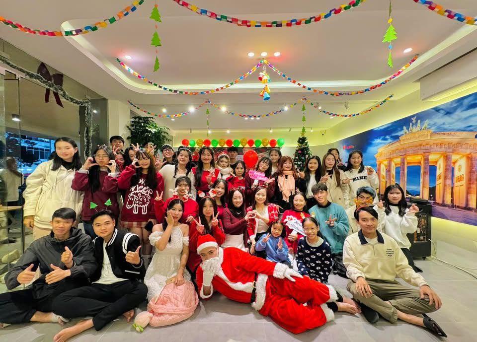 Hình ảnh học viên tại Huế