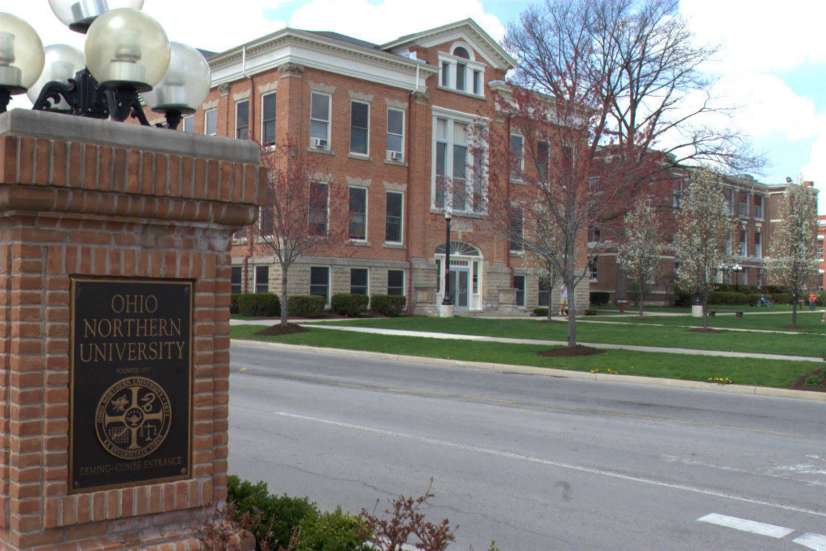 Khuôn viên OHIO NORTHERN UNIVERSITY